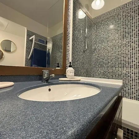 Apartamento Les Pieds Dans La Mer A Avec Piscines Cannes