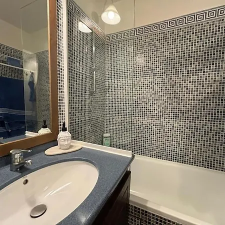 Les Pieds Dans La Mer A Avec Piscines Apartamento Cannes
