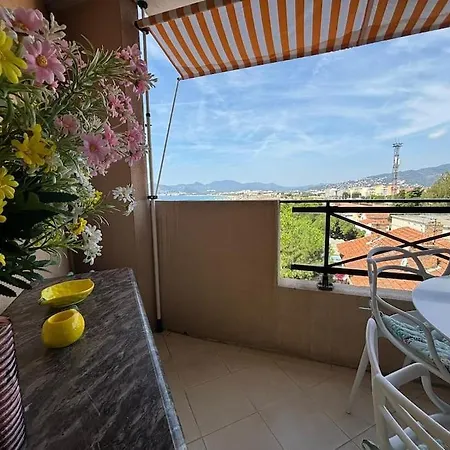 Apartamento Les Pieds Dans La Mer A Avec Piscines Cannes